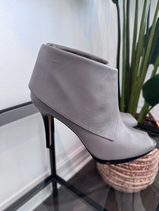 Michael Kors Shoes - MICHAEL KORS Women’s Kendra Peep Toe Leather Heeled Ankle Booties Size 9.5